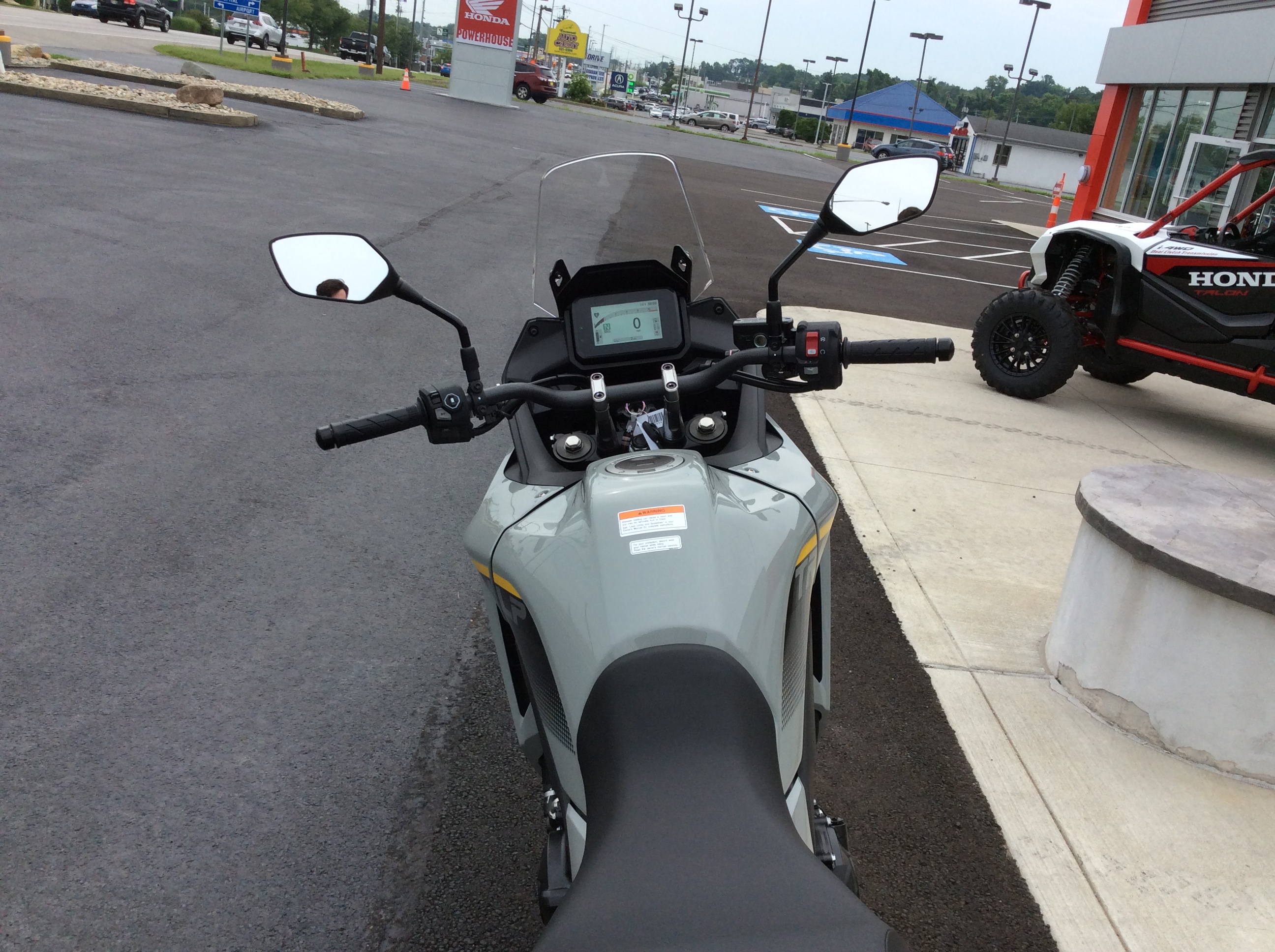 2025 Honda TRANSALP - Photo 5